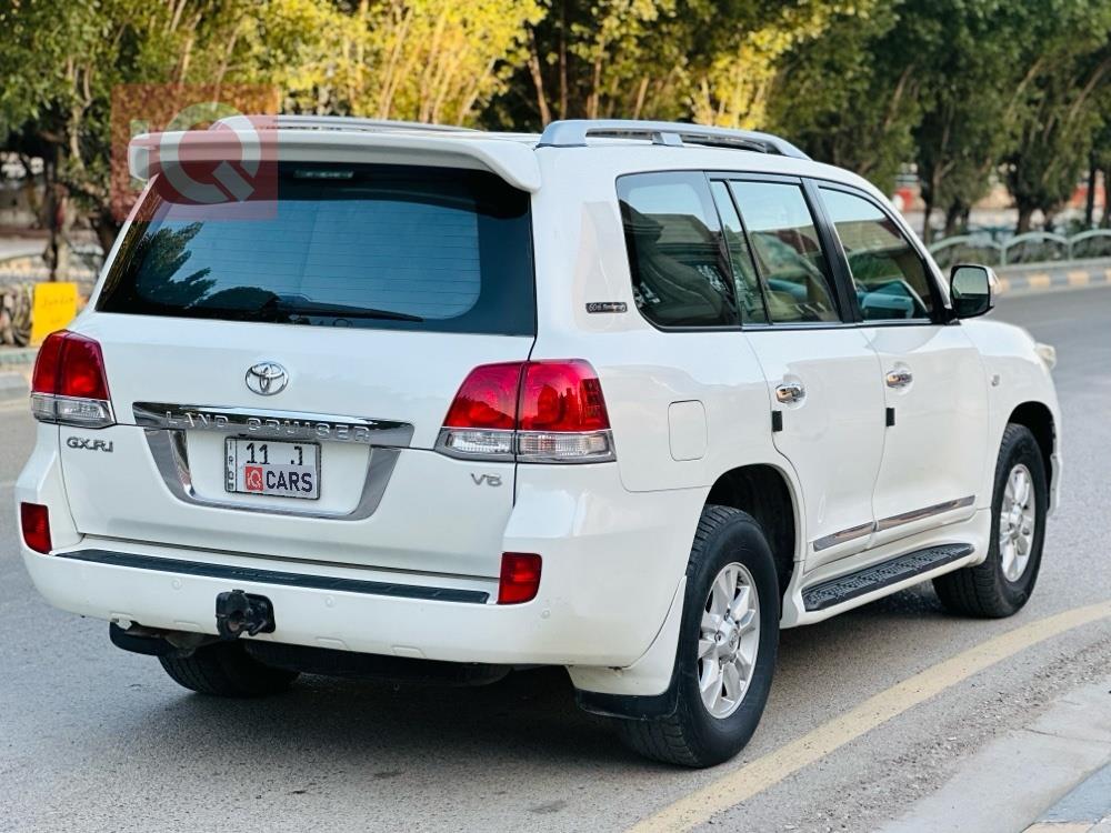 تويوتا لاندكروزر